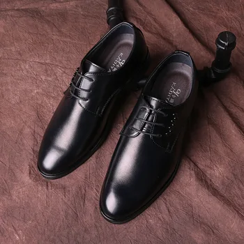 2019 Mužov business Topánky Originálne Kožené šnurovacie formálne šaty bytov taliansky Oxford Muž Plochou Klasického office obuv obuv ghn89