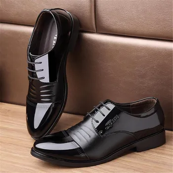 Podnikanie mužov formálne šaty lakovej usne kožené topánky ukázal prst bežné zvýšiť 6typ pánske topánky mužov šaty topánky kožené